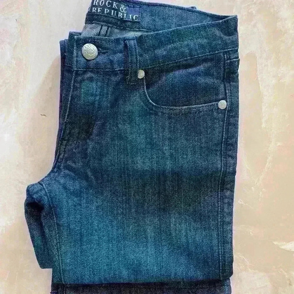 Rock & Republic woman’s jeans size 27 - Picture 2 of 5